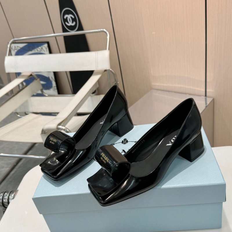 Pra*a high heels